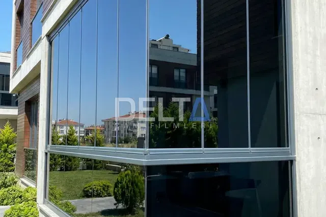 Villa Aynalı Cam Filmi Uygulamasısı - içeriyi göstermeyen cam filmi İstanbul uygulama örneği