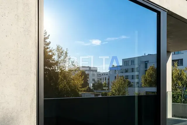 Villa Aynalı Cam Filmi Uygulamasısı - içeriyi göstermeyen cam filmi İstanbul uygulama örneği