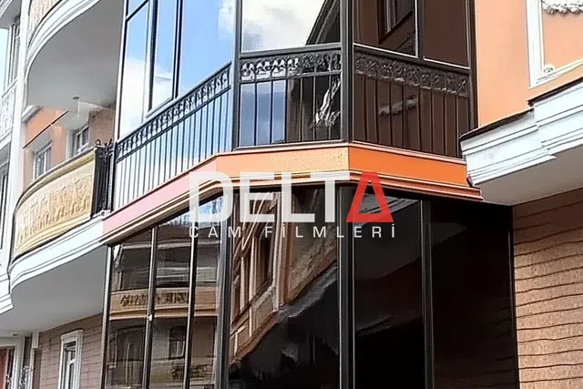 Balkon Cam Filmi Uygulamasısı - içeriyi göstermeyen cam filmi İstanbul uygulama örneği