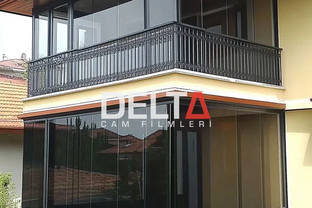 Balkon Cam Filmi Uygulamasısı - içeriyi göstermeyen cam filmi İstanbul uygulama örneği