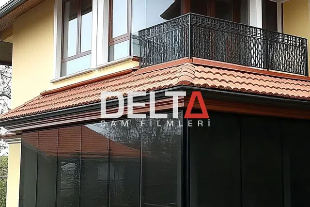 Balkon Cam Filmi Uygulamasısı - içeriyi göstermeyen cam filmi İstanbul uygulama örneği
