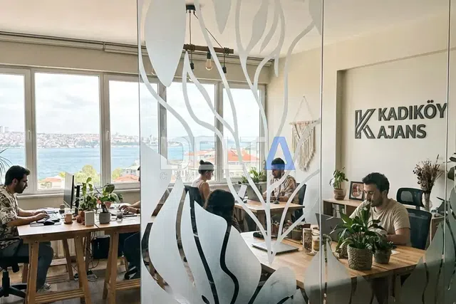 Ofis Cam Bölme Kumlama Folyo Uygulaması - içeriyi göstermeyen cam filmi İstanbul uygulama örneği